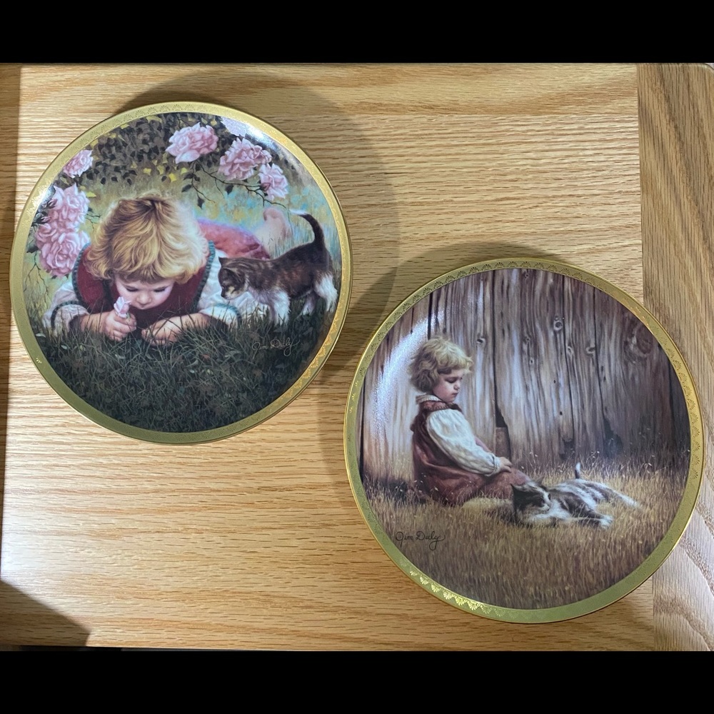 Decorative Collectible Plates